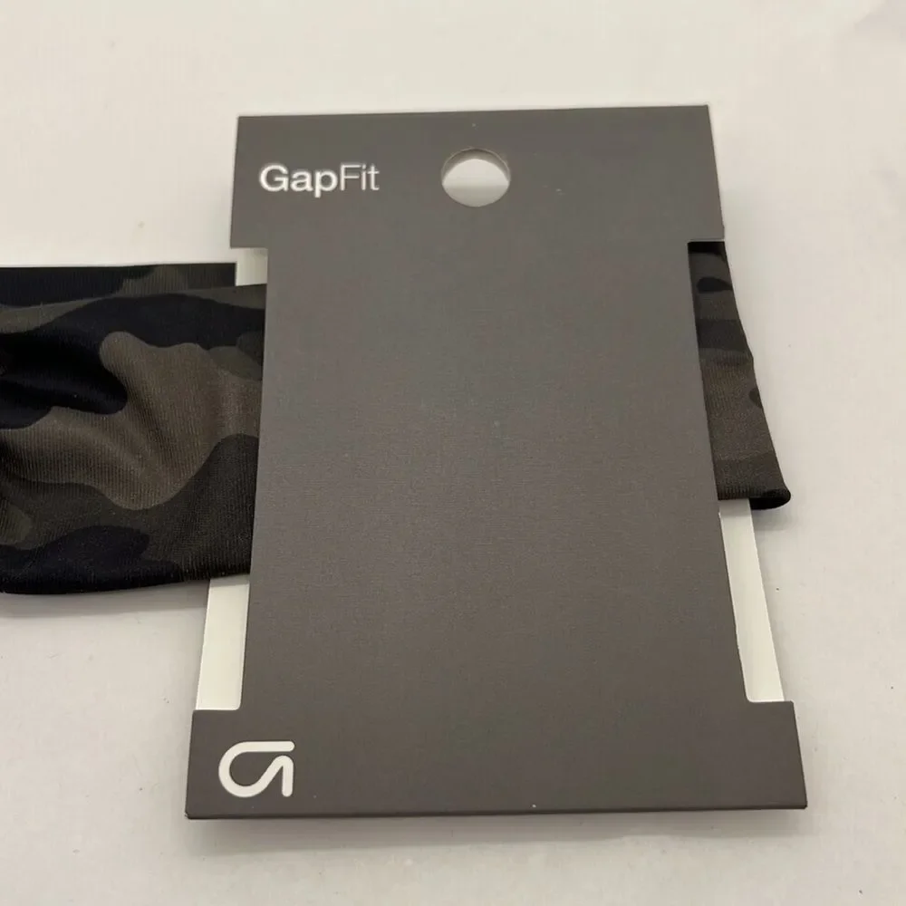 GapFit Twist-Front Headband